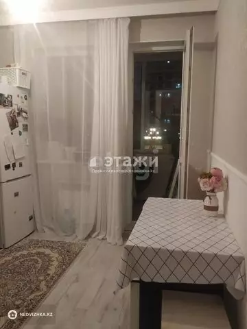 1-комнатная квартира, этаж 3 из 10, 33 м²