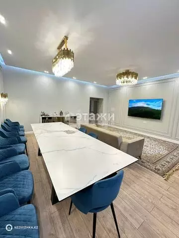 125 м², 4-комнатная квартира, этаж 4 из 9, 125 м², изображение - 1