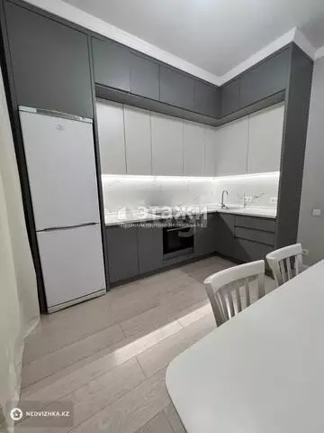 1-комнатная квартира, этаж 8 из 9, 41 м²