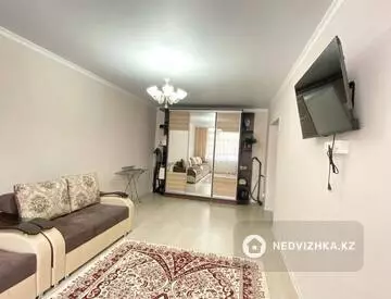 1-комнатная квартира, этаж 3 из 9, 41 м²