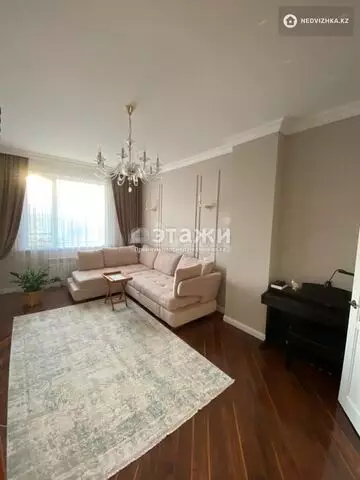 4-комнатная квартира, этаж 6 из 10, 117 м²