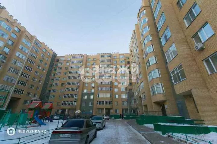 92.3 м², 3-комнатная квартира, этаж 3 из 10, 92 м², изображение - 1
