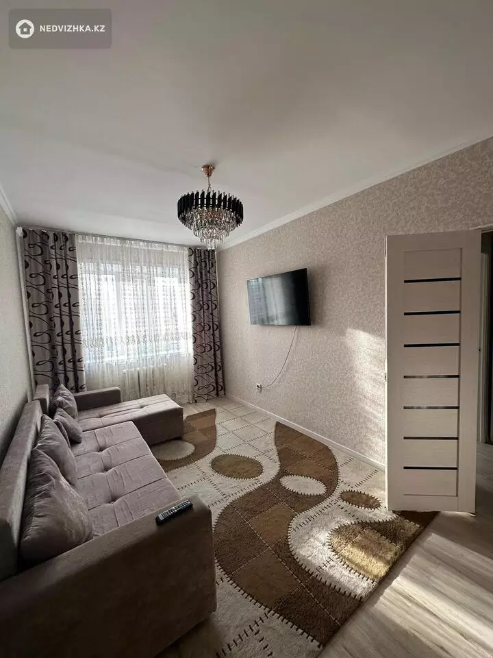 70 м², 3-комнатная квартира, этаж 4 из 12, 70 м², изображение - 1