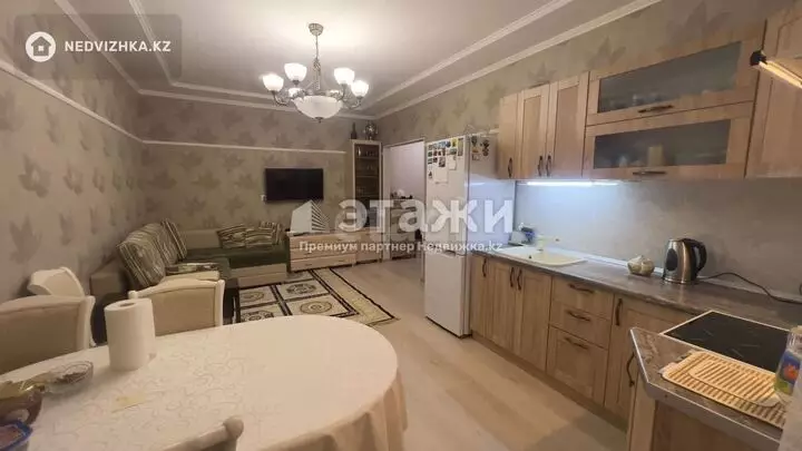 40 м², 2-комнатная квартира, этаж 3 из 8, 40 м², изображение - 1