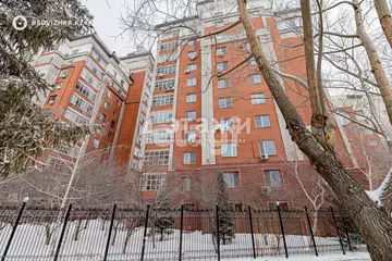3-комнатная квартира, этаж 2 из 11, 99 м²