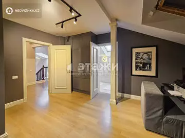 6-комнатный дом, 16 соток, 522 м²