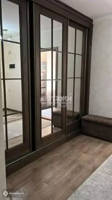 2-комнатная квартира, этаж 2 из 5, 62 м²