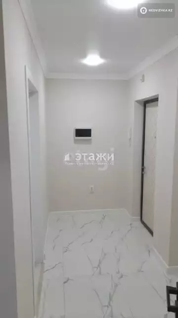 1-комнатная квартира, этаж 2 из 9, 36 м²