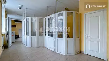 300 м², 11-комнатная квартира, этаж 3 из 3, 300 м², изображение - 17