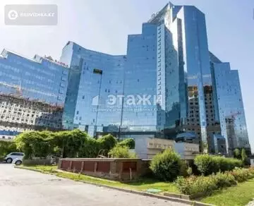 2-комнатная квартира, этаж 7 из 32, 90 м²