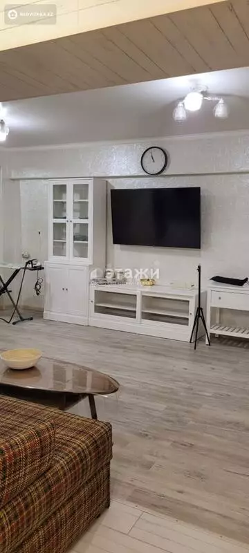 1-комнатная квартира, этаж 2 из 6, 52 м²