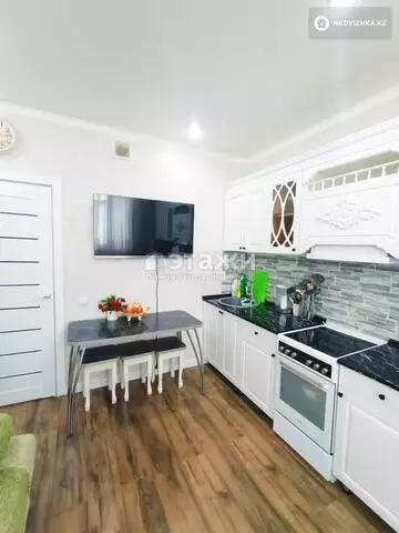 1-комнатная квартира, этаж 9 из 12, 48 м²