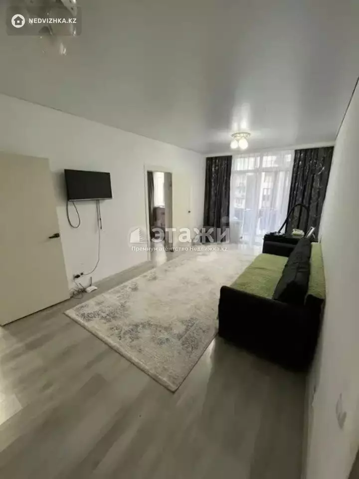 70.4 м², 3-комнатная квартира, этаж 11 из 12, 70 м², изображение - 1