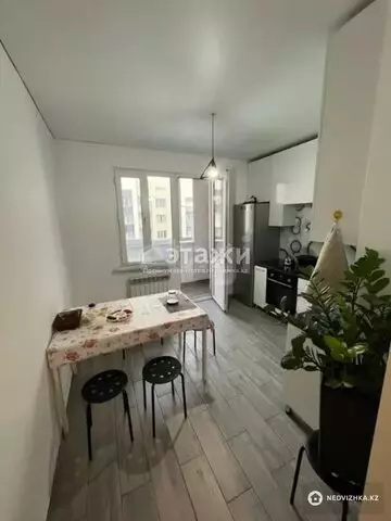 3-комнатная квартира, этаж 11 из 12, 70 м²