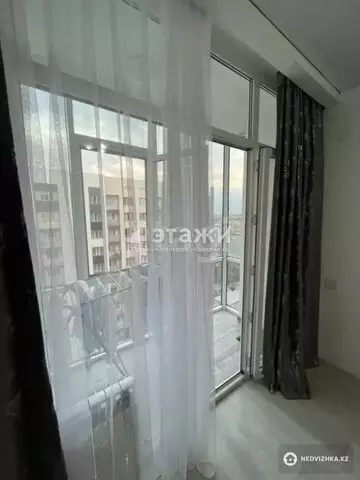70.4 м², 3-комнатная квартира, этаж 11 из 12, 70 м², изображение - 4