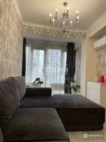 3-комнатная квартира, этаж 3 из 12, 83 м²