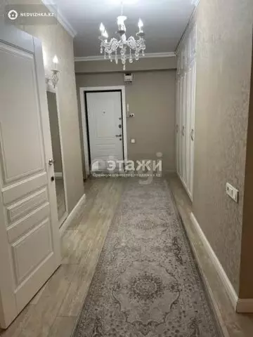 3-комнатная квартира, этаж 3 из 12, 83 м²