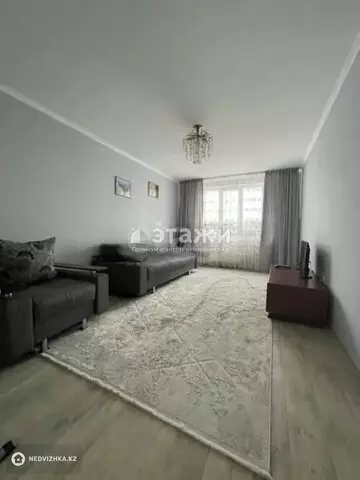 1-комнатная квартира, этаж 7 из 9, 42 м²