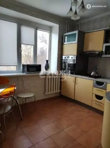 65.4 м², 3-комнатная квартира, этаж 3 из 5, 65 м², изображение - 3