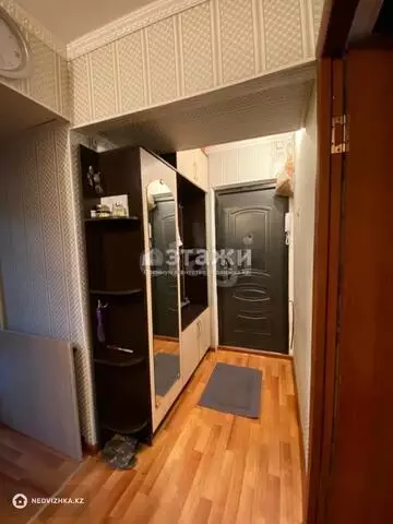 1-комнатная квартира, этаж 3 из 5, 32 м²