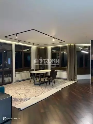 3-комнатная квартира, этаж 3 из 5, 98 м²