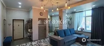 3-комнатная квартира, этаж 3 из 3, 90 м²