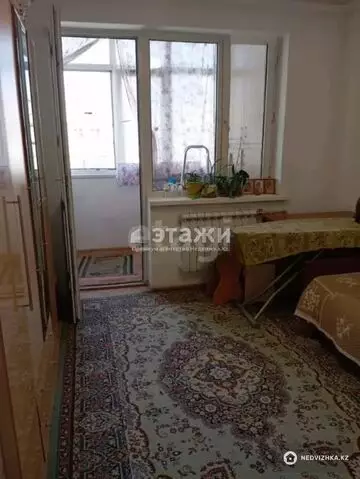 2-комнатная квартира, этаж 9 из 9, 54 м²