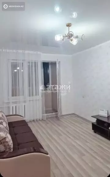 1-комнатная квартира, этаж 3 из 5, 33 м²