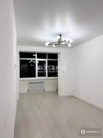 1-комнатная квартира, этаж 5 из 10, 34 м²