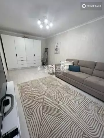 1-комнатная квартира, этаж 3 из 4, 32 м²