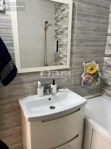 2-комнатная квартира, этаж 8 из 10, 59 м²