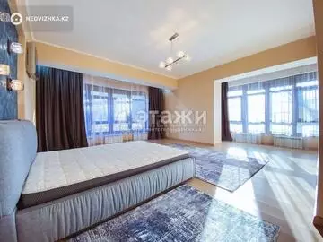 5-комнатная квартира, этаж 1 из 4, 222 м², на длительный срок