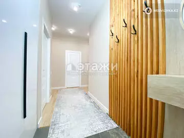 2-комнатная квартира, этаж 2 из 12, 68 м², на длительный срок