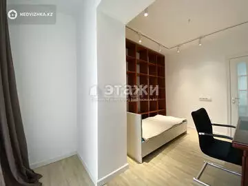 4-комнатная квартира, этаж 7 из 9, 85 м², на длительный срок