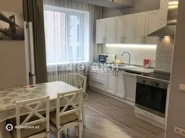 2-комнатная квартира, этаж 7 из 13, 53 м², на длительный срок