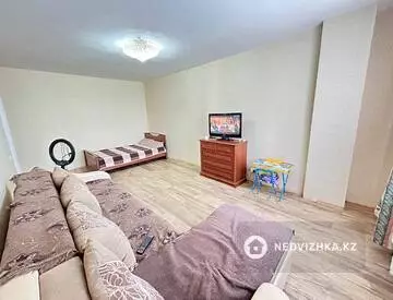 70 м², 2-комнатная квартира, этаж 6 из 12, 70 м², изображение - 0