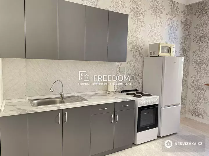 44 м², 1-комнатная квартира, этаж 3 из 9, 44 м², изображение - 1