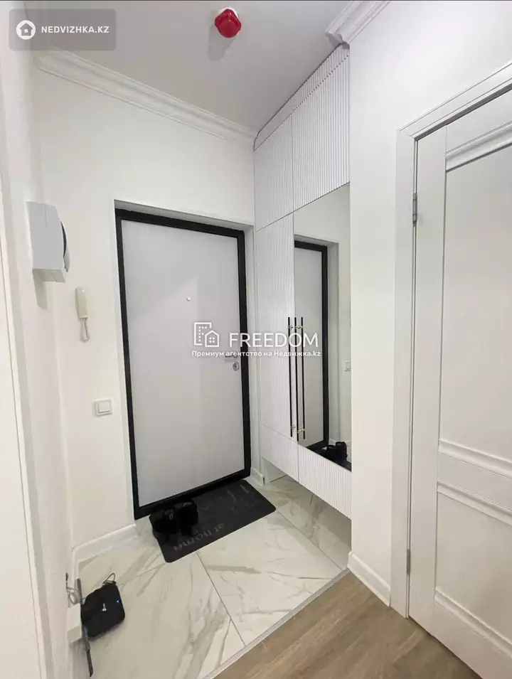 39 м², 1-комнатная квартира, этаж 8 из 9, 39 м², изображение - 1