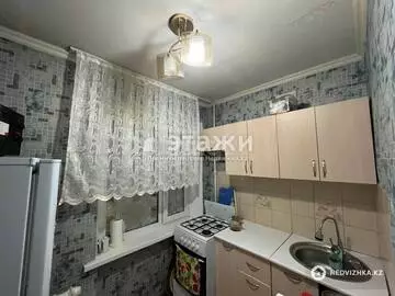 2-комнатная квартира, этаж 4 из 5, 40 м²