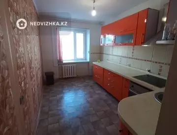 3-комнатная квартира, этаж 2 из 5, 64 м²