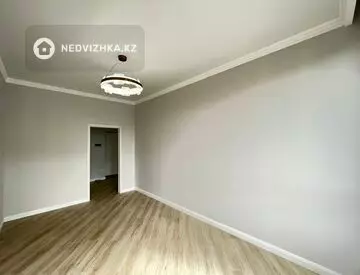 2-комнатная квартира, этаж 7 из 16, 55 м²