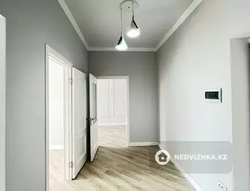 2-комнатная квартира, этаж 7 из 16, 55 м²