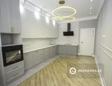 2-комнатная квартира, этаж 9 из 12, 65 м²