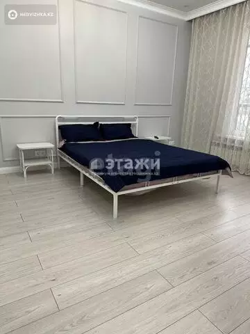 1-комнатная квартира, этаж 2 из 12, 50 м², на длительный срок