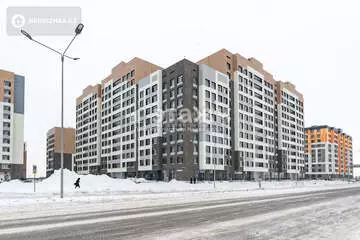 4-комнатная квартира, этаж 5 из 12, 104 м²