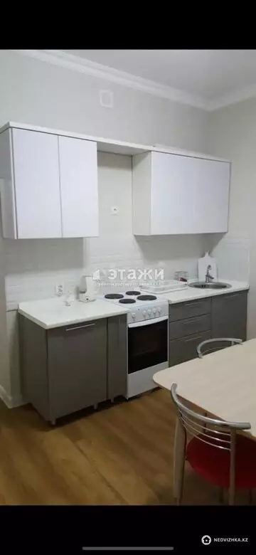 1-комнатная квартира, этаж 3 из 13, 51 м²