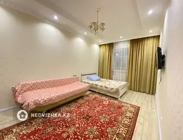 1-комнатная квартира, этаж 1 из 15, 45 м²