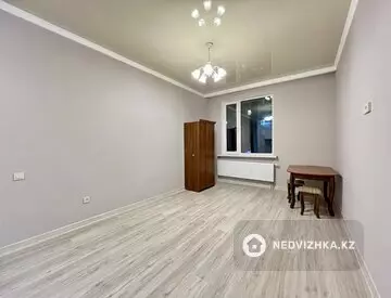 2-комнатная квартира, этаж 3 из 7, 48 м²