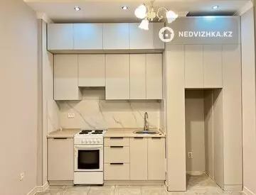 2-комнатная квартира, этаж 3 из 7, 48 м²