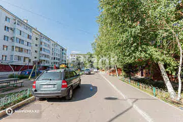 2-комнатная квартира, этаж 2 из 5, 64 м²